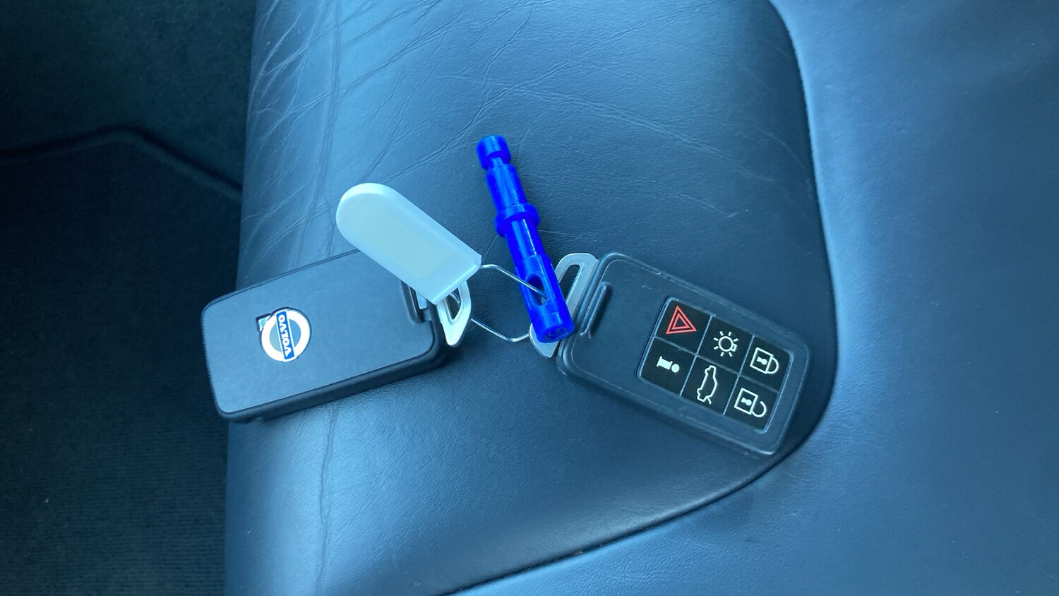 Used Volvo V60 2017 for sale - 77744194: Photo 20