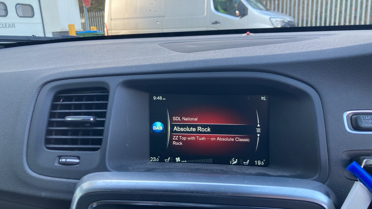 Used Volvo V60 2017 for sale - 77744194: Photo 25