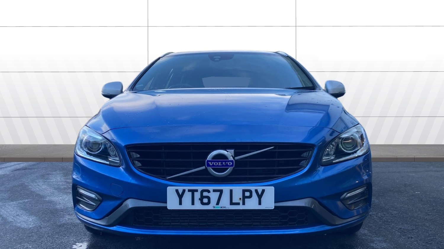 Used Volvo V60 2017 for sale - 77744194: Photo 3