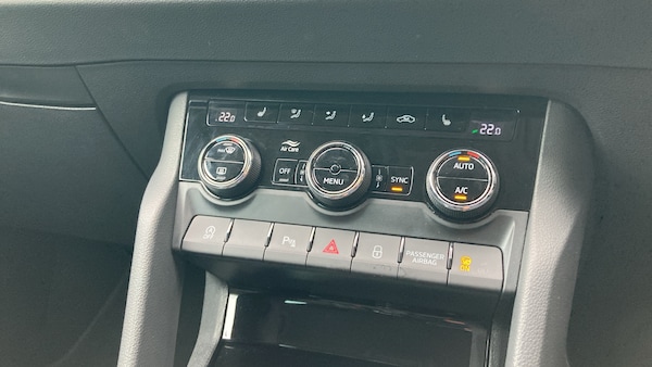 Used Skoda Karoq 2023 for sale - 76146489: Photo 13