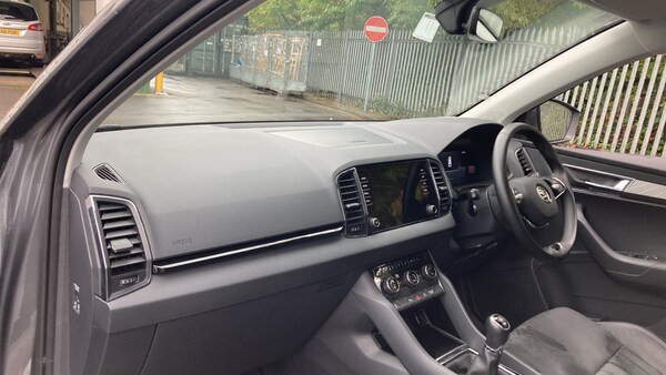 Used Skoda Karoq 2023 for sale - 76146489: Photo 2