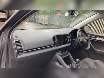 Used Skoda Karoq 2023 for sale - 76146489: Photo 2