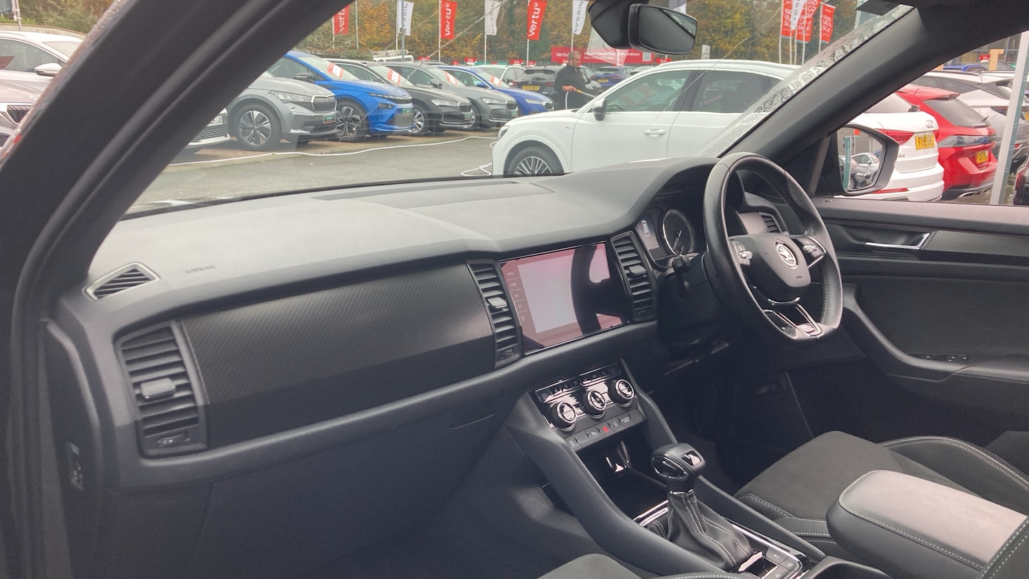 Used Skoda Kodiaq 2021 for sale - 76403145: Photo 2