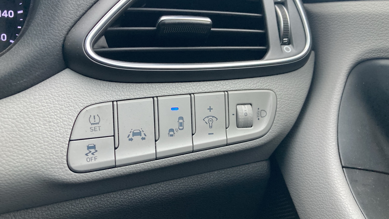 Used Hyundai i30 2018 for sale - 77124985: Photo 23