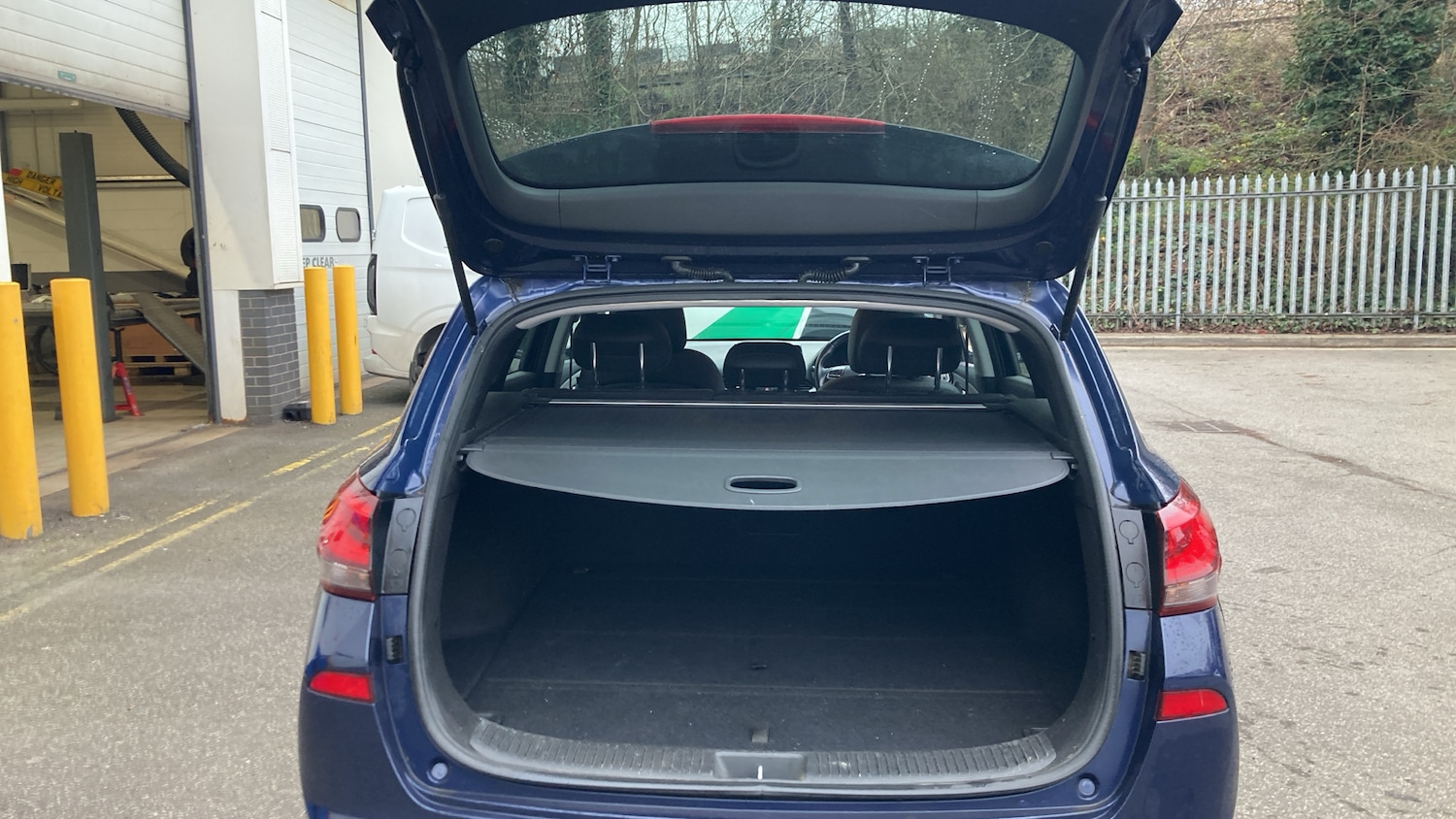 Used Hyundai i30 2018 for sale - 77124985: Photo 4