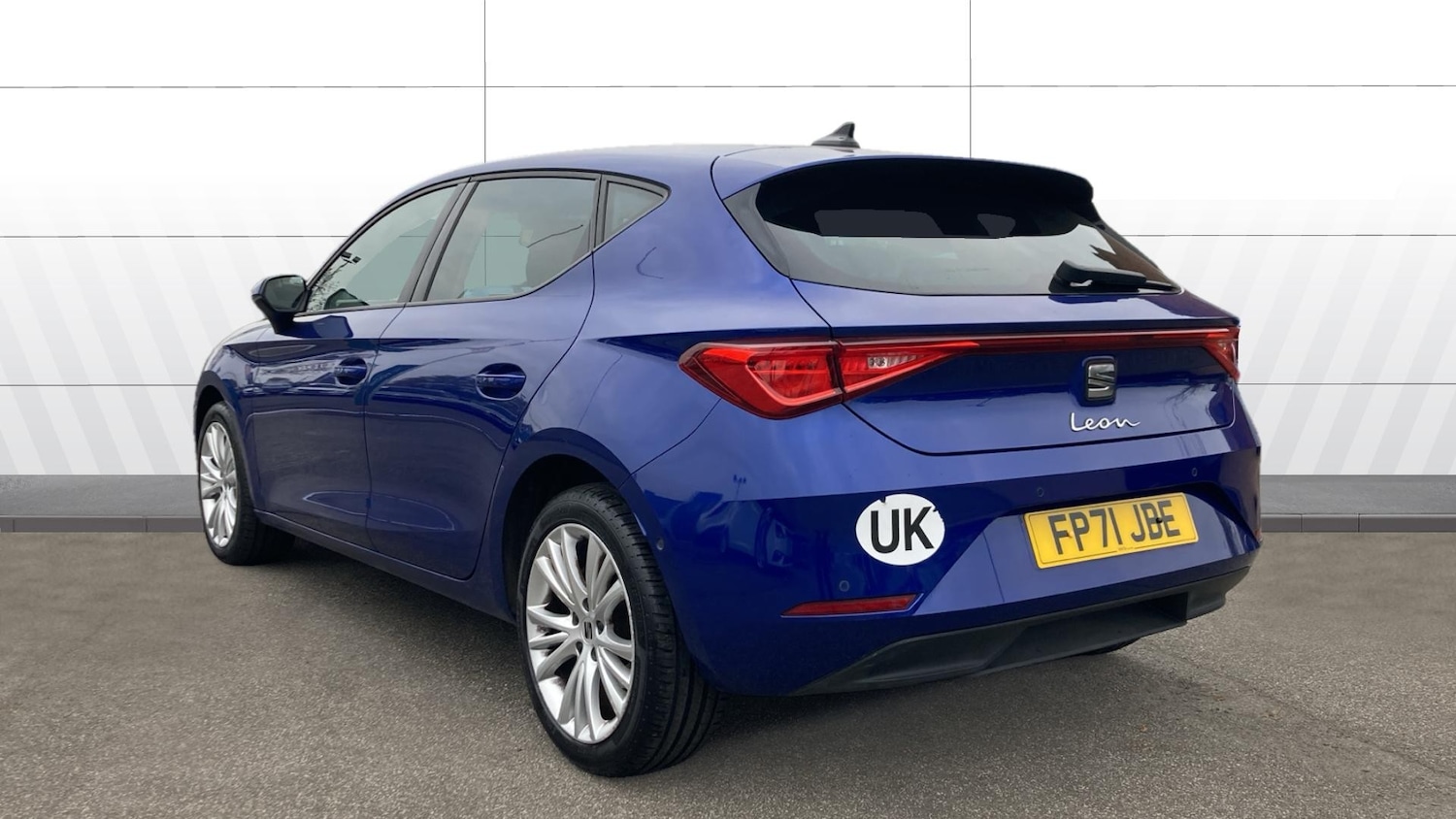 Used SEAT Leon 2021 for sale - 76319997: Photo 2