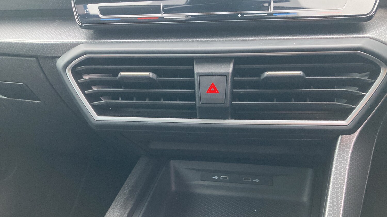 Used SEAT Leon 2021 for sale - 76319997: Photo 26