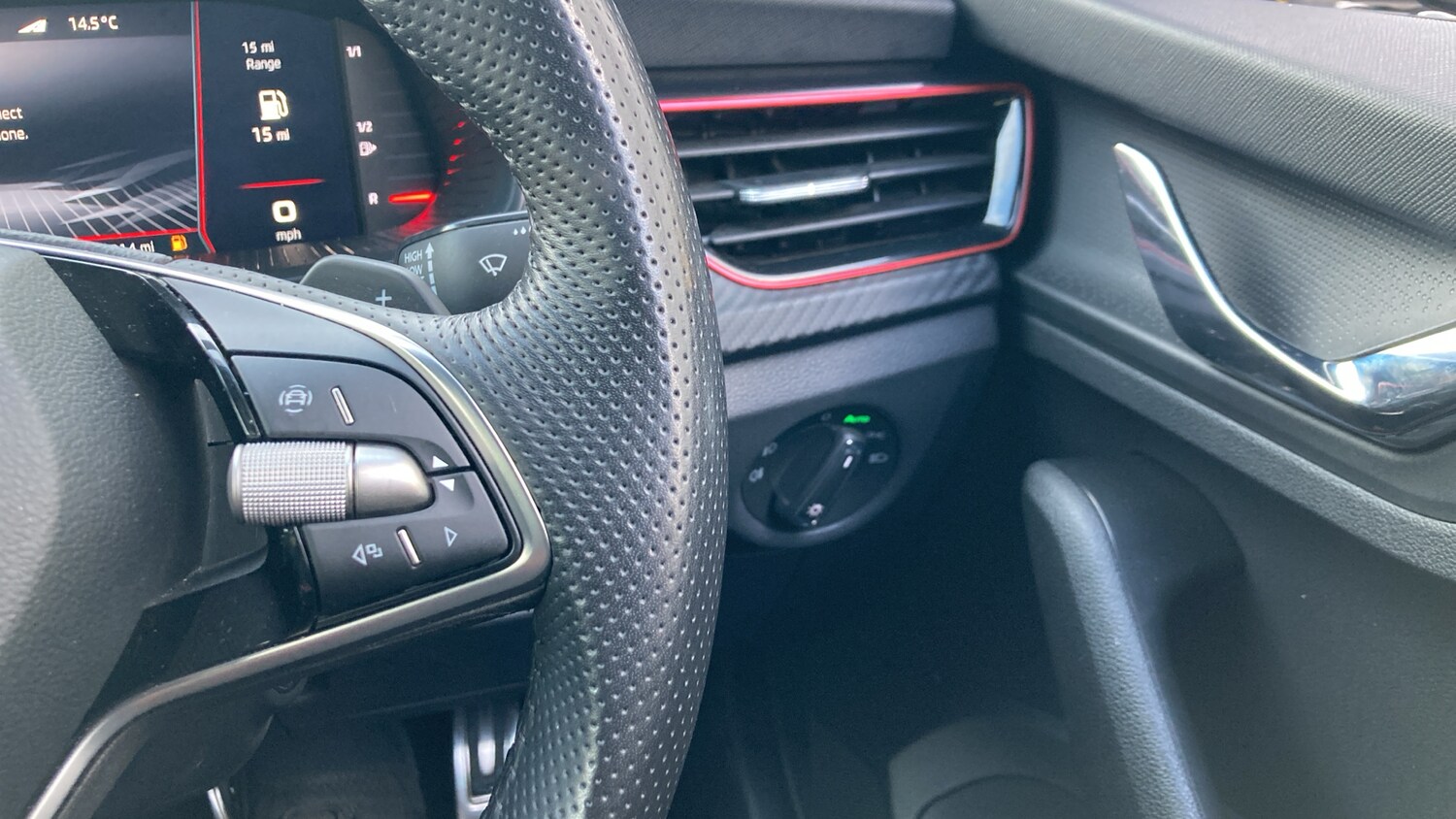 Used Skoda Kamiq 2025 for sale - 76452643: Photo 18