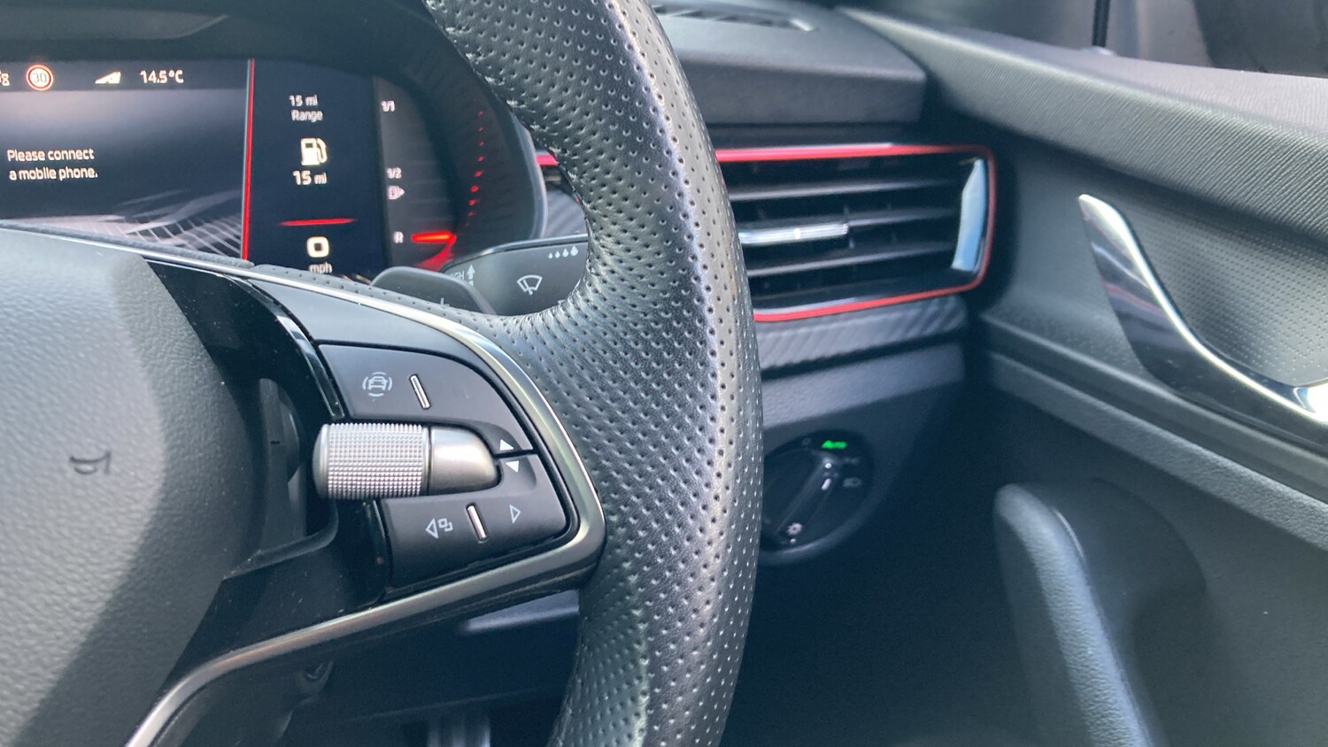 Used Skoda Kamiq 2025 for sale - 76452643: Photo 23