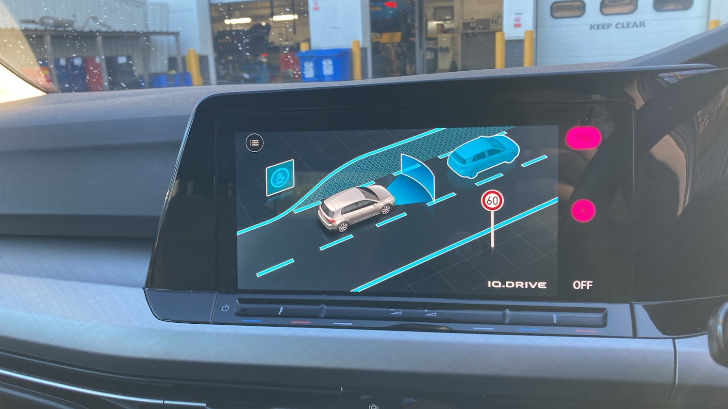 Used Volkswagen Golf 2022 for sale - 76918770: Photo 32