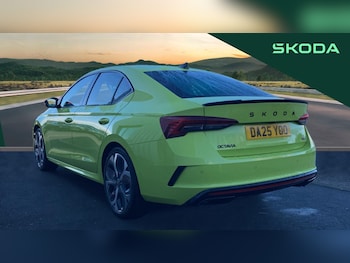 Used Skoda Octavia 2025 for sale - 76564963: Photo