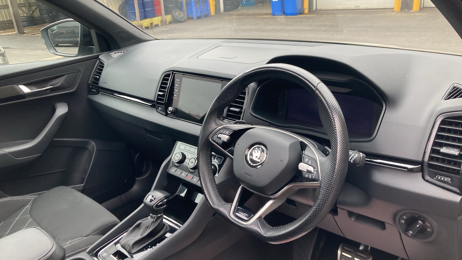 Used Skoda Karoq 2024 for sale - 76332020: Photo 6