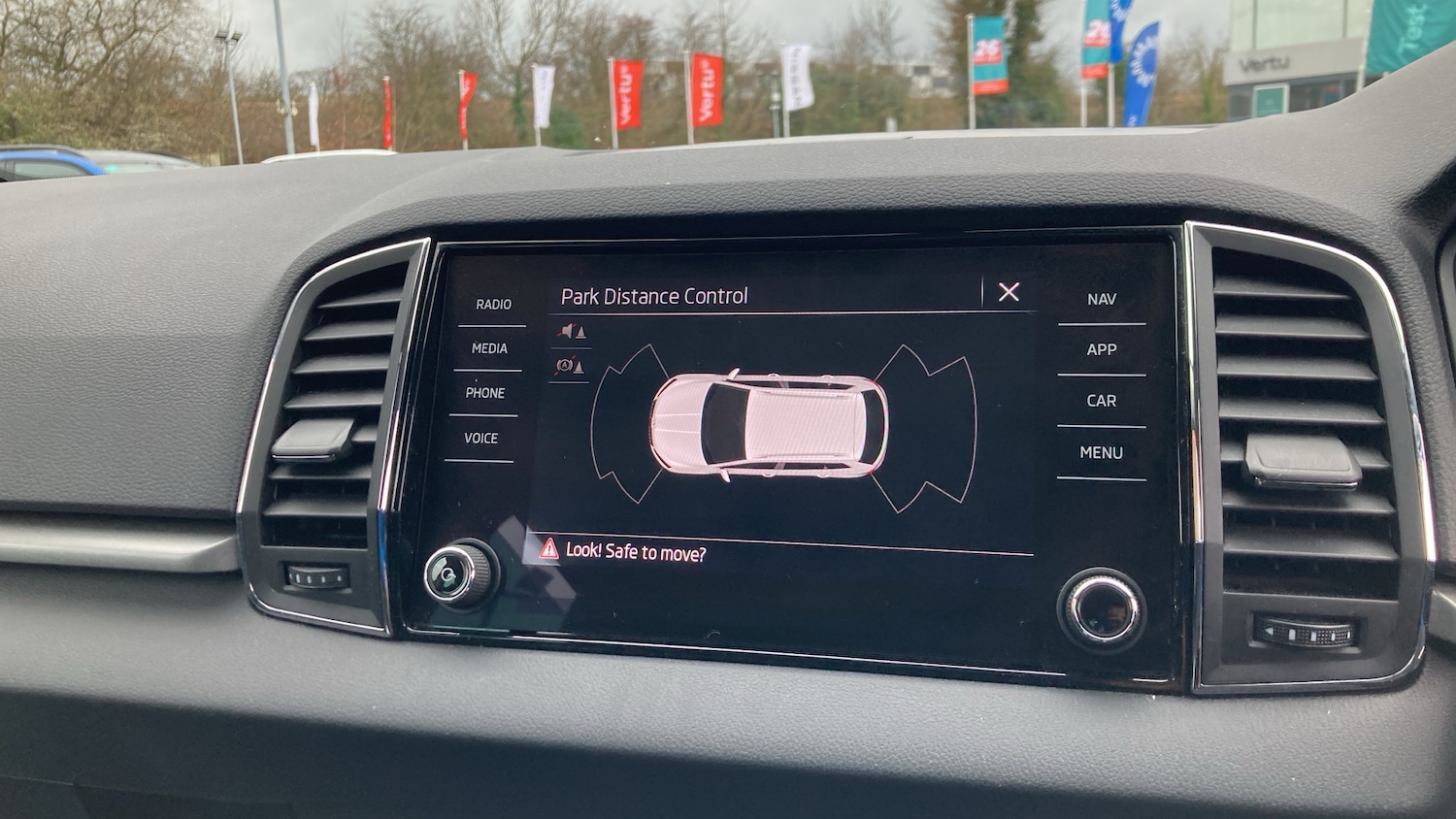 Used Skoda Karoq 2021 for sale - 77691448: Photo 25