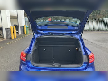 Used Renault Clio 2023 for sale - 77083270: Photo