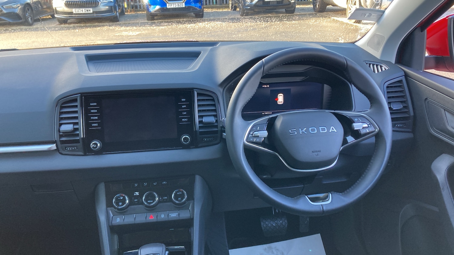 Used Skoda Karoq 2025 for sale - 76547593: Photo 10