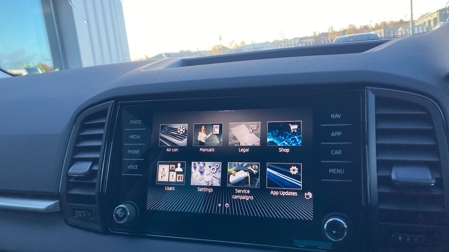 Used Skoda Karoq 2025 for sale - 76547593: Photo 25