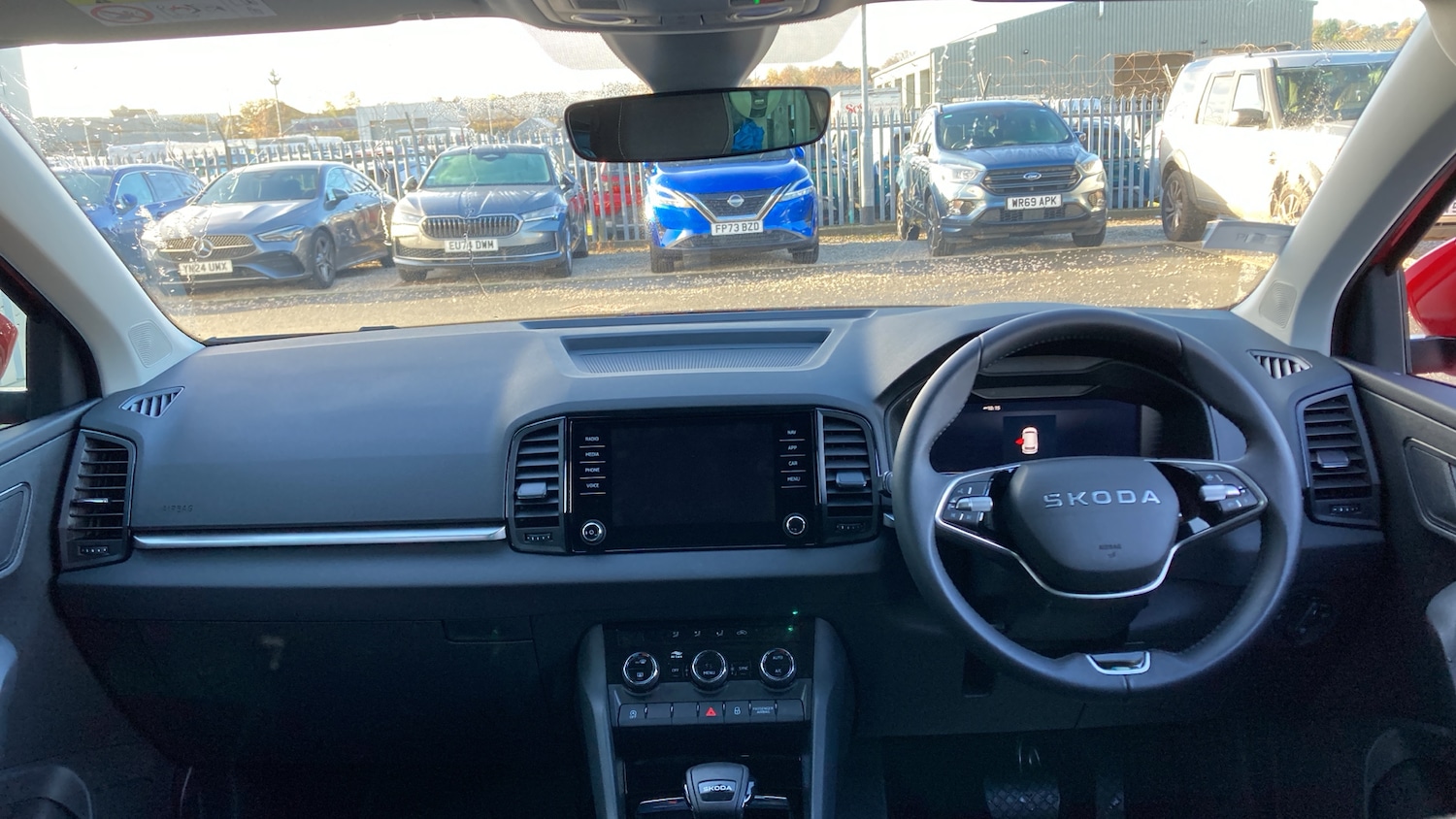 Used Skoda Karoq 2025 for sale - 76547593: Photo 9