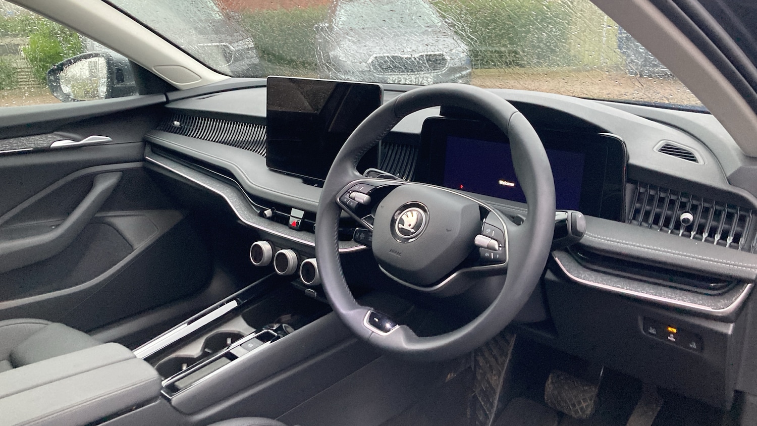 Used Skoda Superb 2024 for sale - 77883816: Photo 6