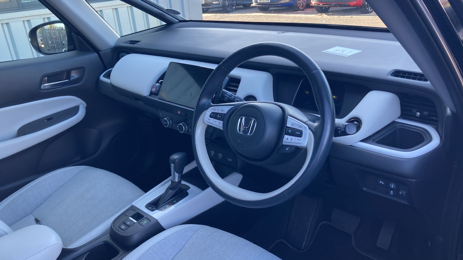 Used Honda Jazz 2022 for sale - 76114208: Photo 11