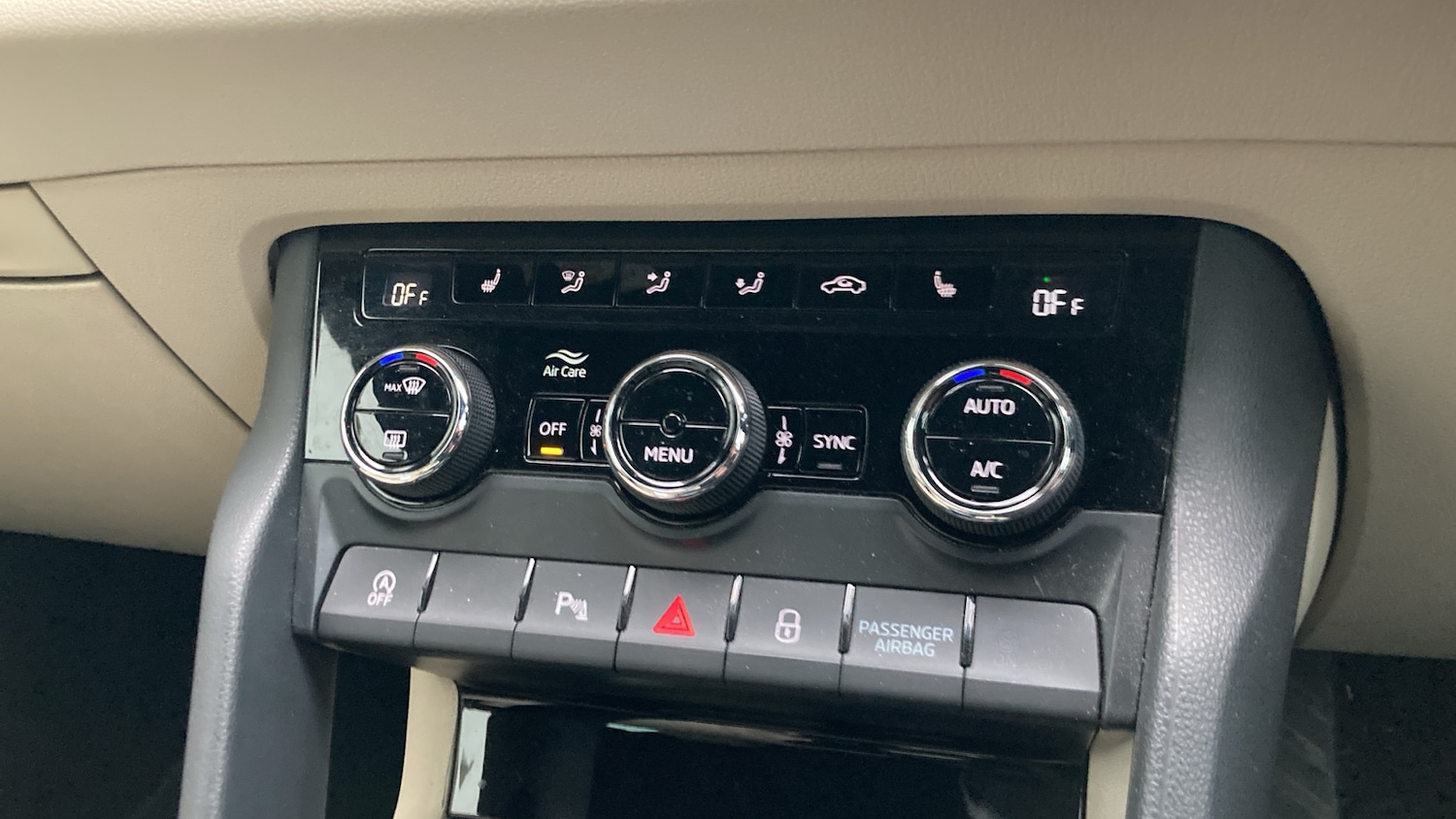 Used Skoda Karoq 2022 for sale - 77450226: Photo 13