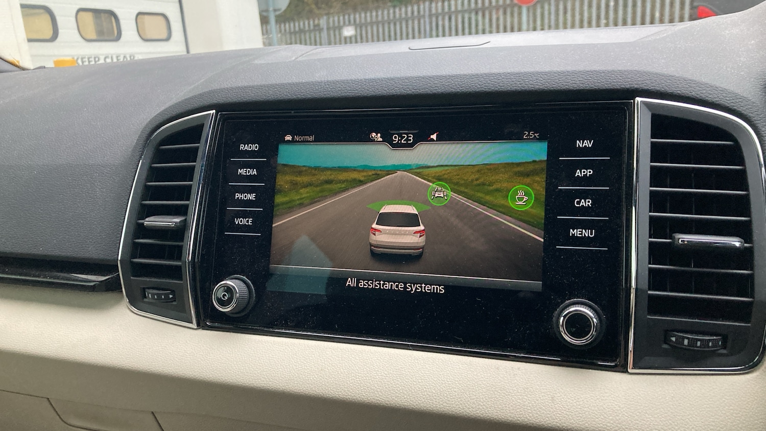 Used Skoda Karoq 2022 for sale - 77450226: Photo 28