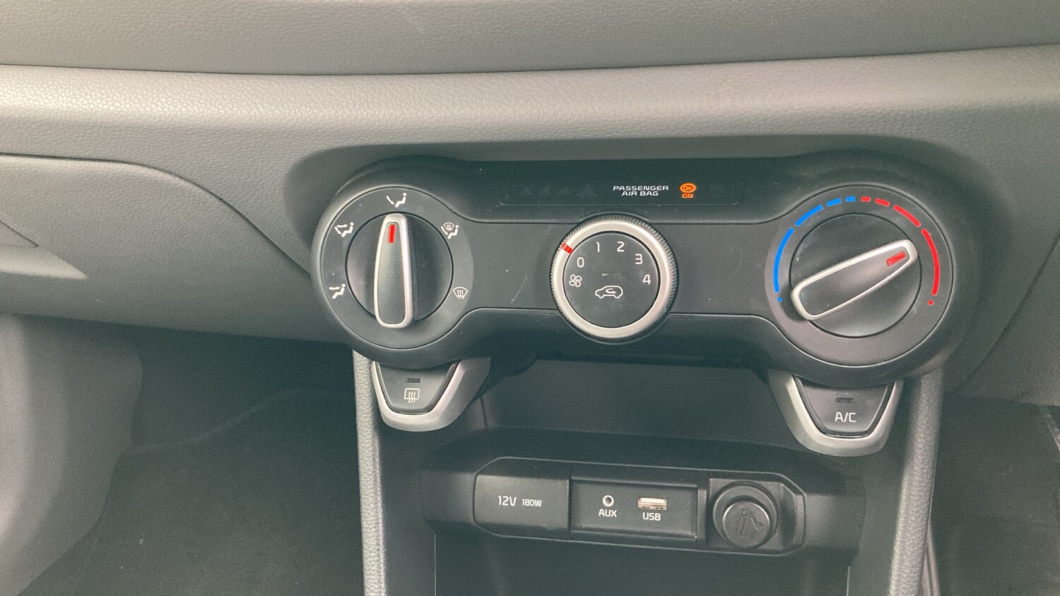 Used Kia Picanto 2018 for sale - 78176373: Photo 24