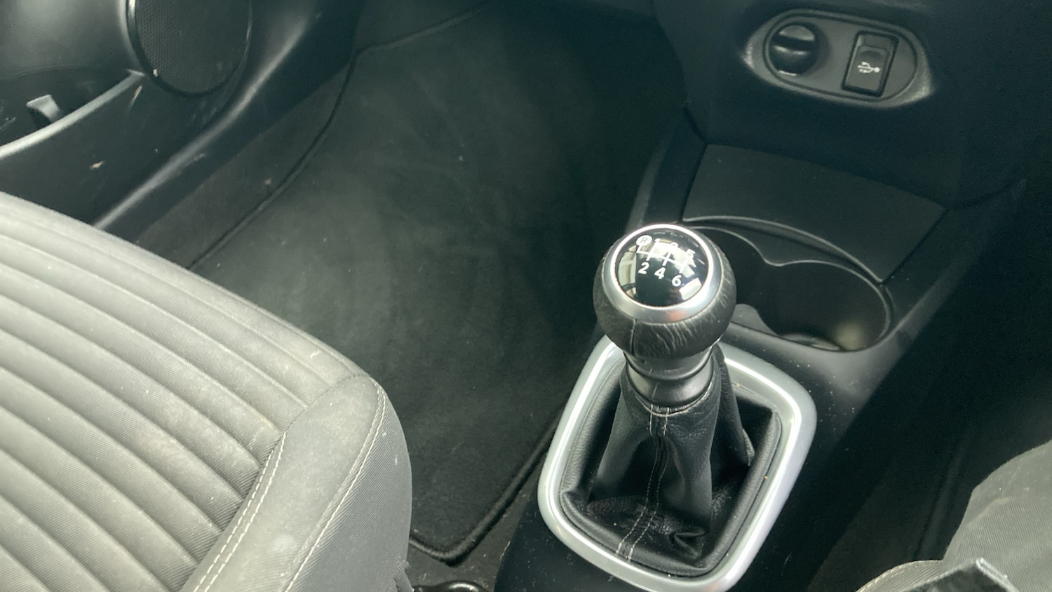 Used Toyota Yaris 2017 for sale - 77083271: Photo 13