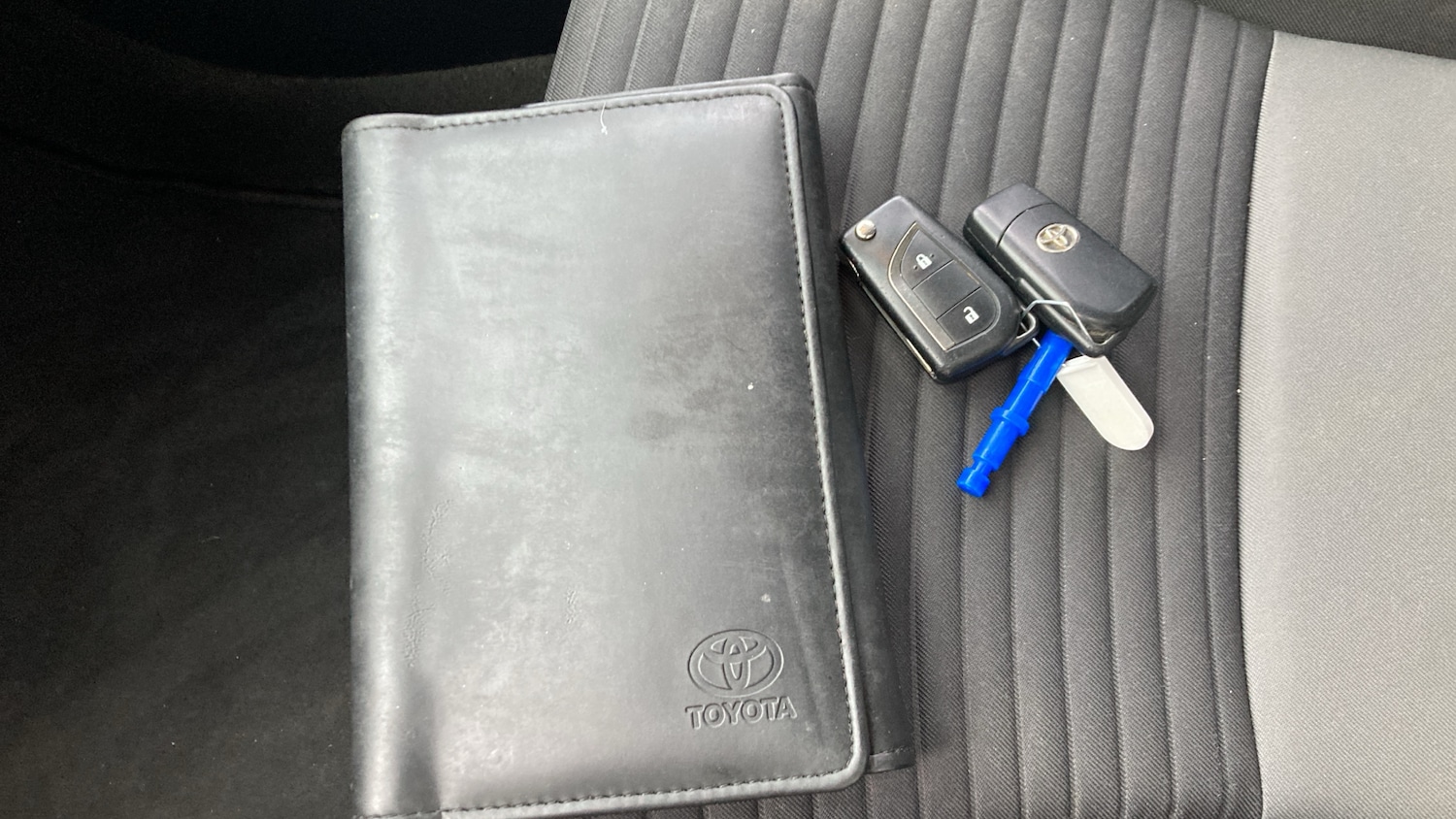 Used Toyota Yaris 2017 for sale - 77083271: Photo 19