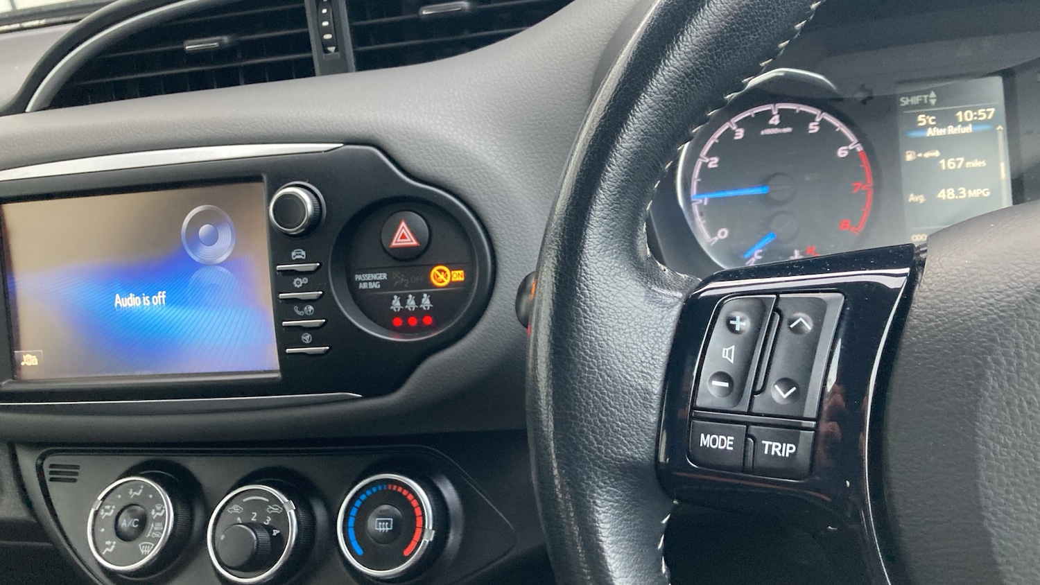 Used Toyota Yaris 2017 for sale - 77083271: Photo 21