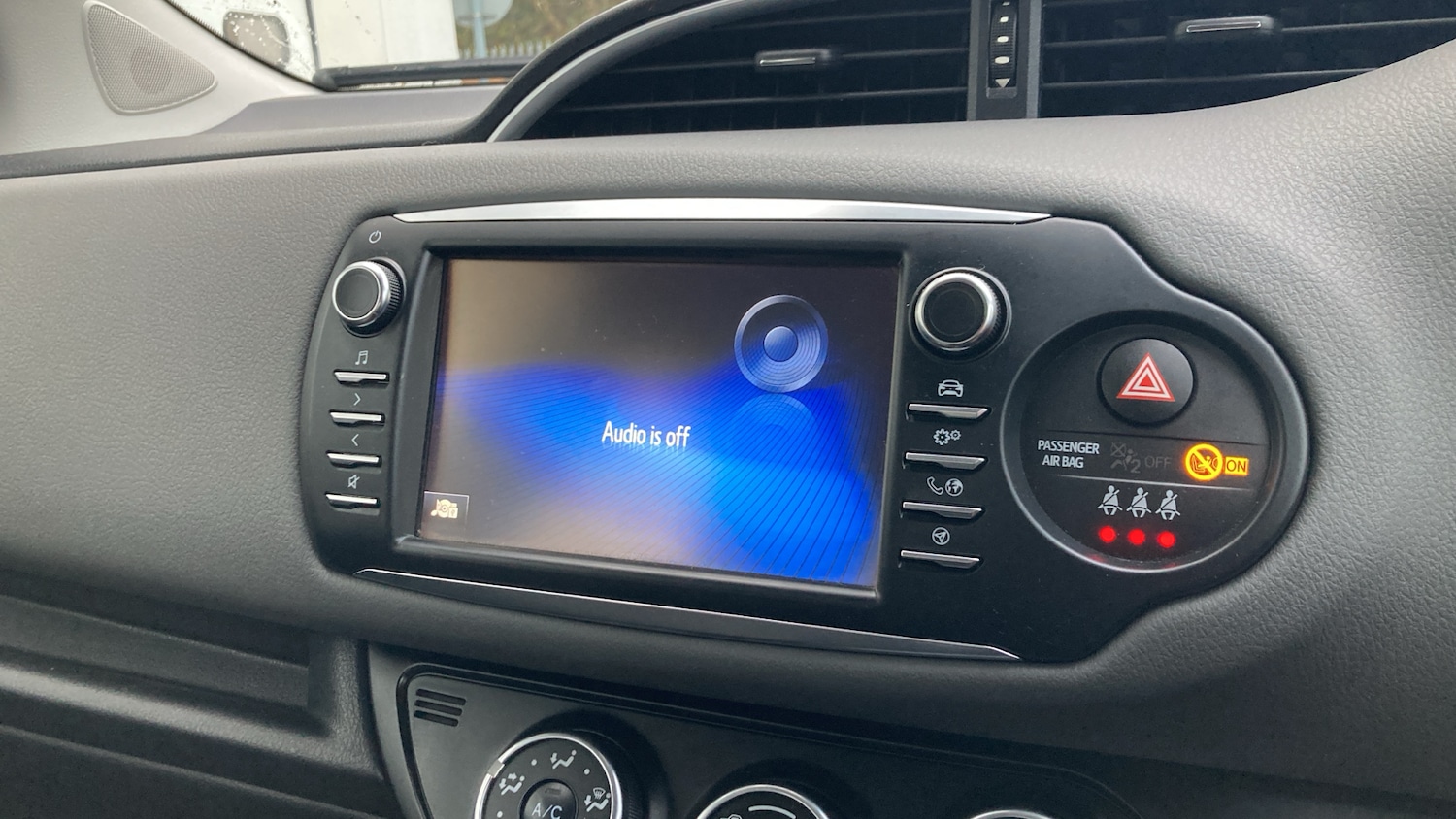 Used Toyota Yaris 2017 for sale - 77083271: Photo 25