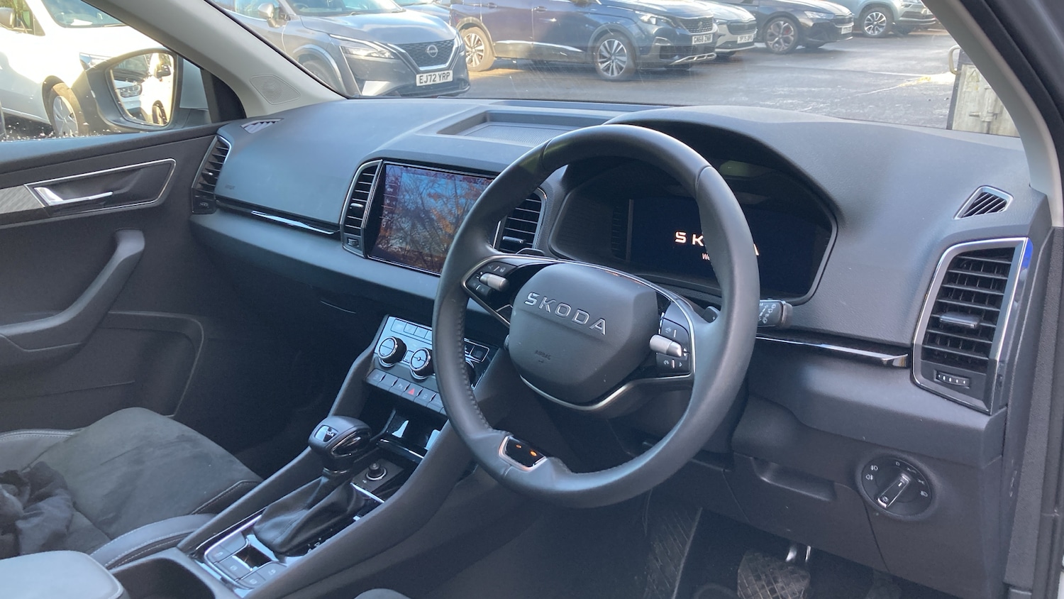 Used Skoda Karoq 2025 for sale - 76490348: Photo 6