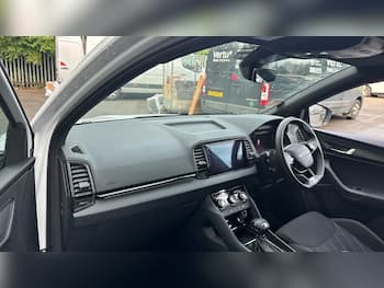 Used Skoda Karoq 2025 for sale - 79672617: Photo