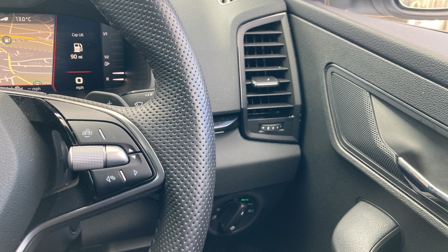 Used Skoda Karoq 2025 for sale - 75665298: Photo 18