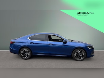 Used Skoda Superb 2025 for sale - 79568359: Photo