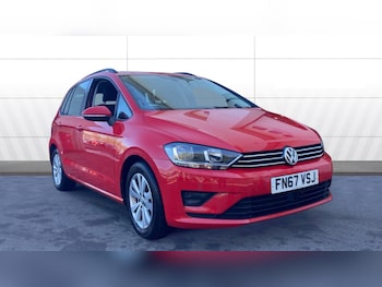 Used Volkswagen Golf SV 2017 for sale - 78340990: Photo