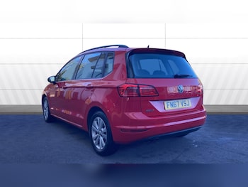 Used Volkswagen Golf SV 2017 for sale - 78340990: Photo