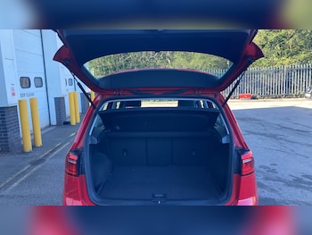 Used Volkswagen Golf SV 2017 for sale - 78340990: Photo