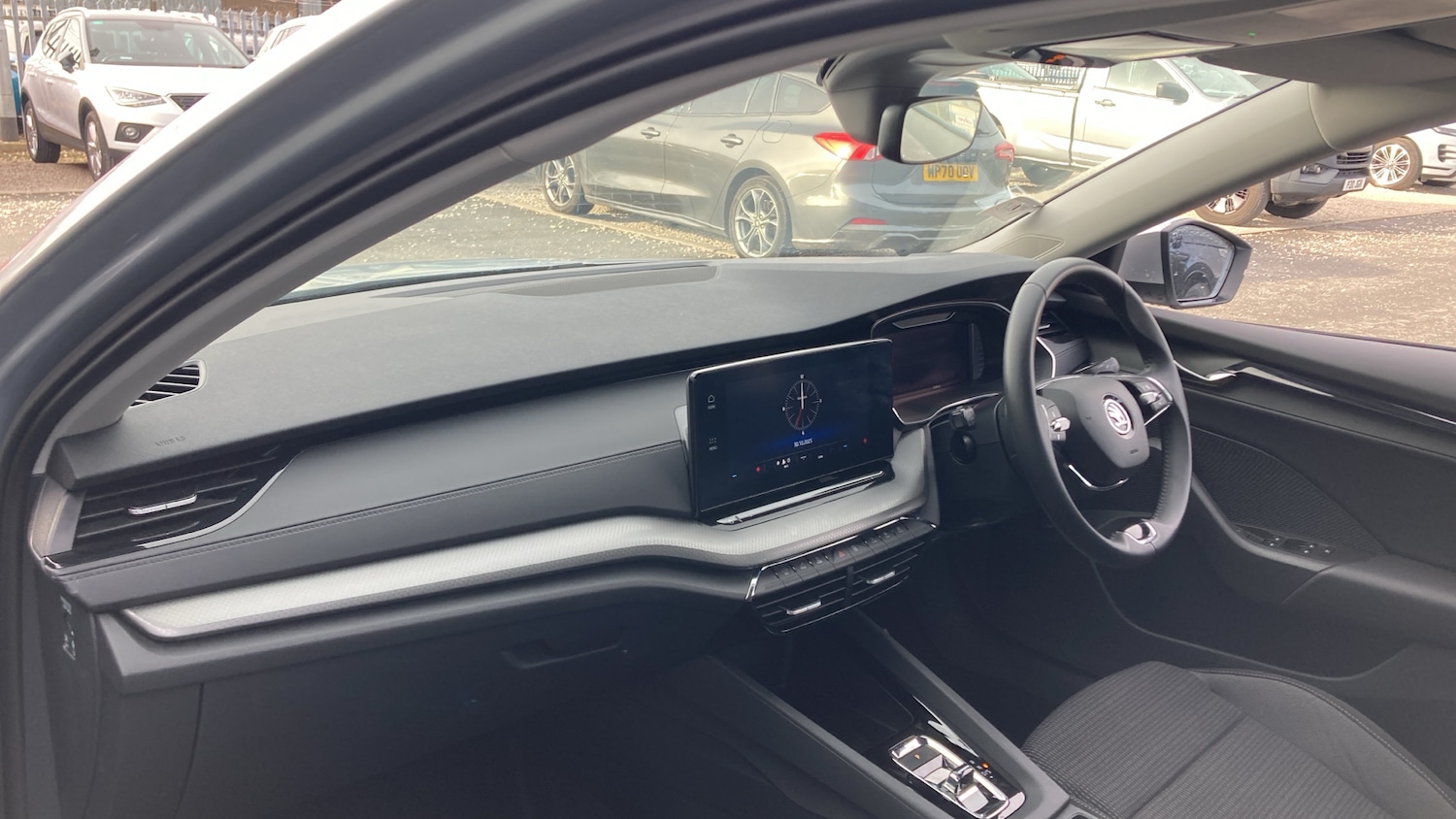 Used Skoda Octavia 2024 for sale - 76452670: Photo 2