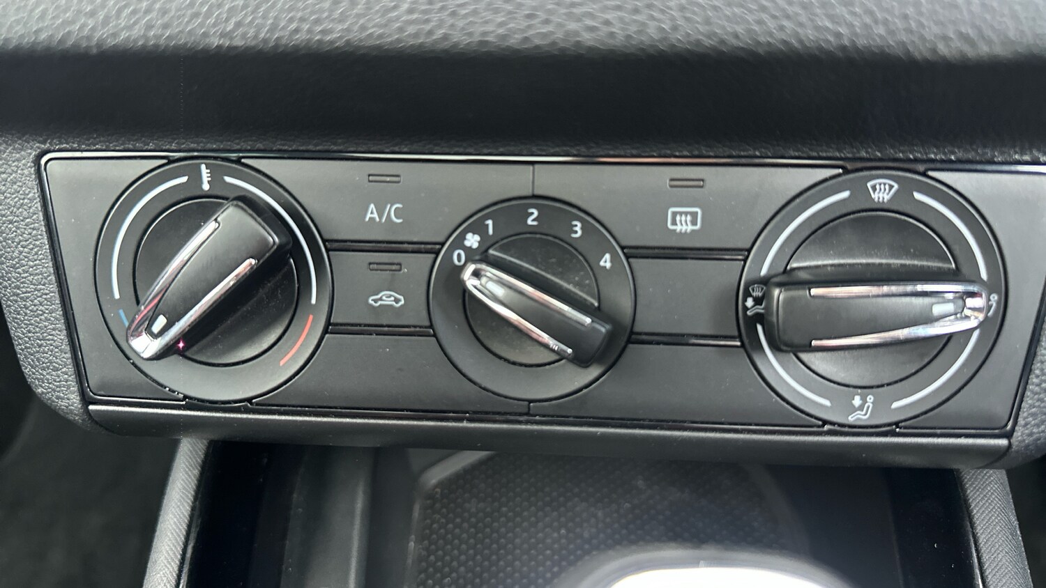 Used Skoda Kamiq 2022 for sale - 77749543: Photo 39