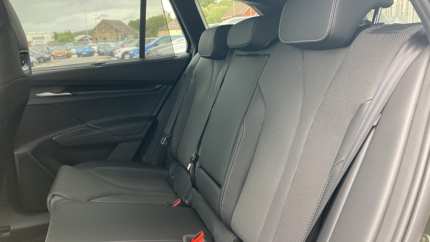 Used Skoda Enyaq 2025 for sale - 76531292: Photo 16