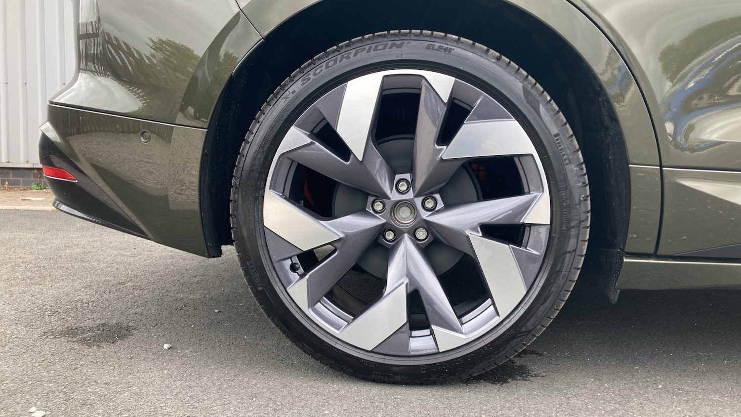 Used Skoda Enyaq 2025 for sale - 76531292: Photo 5