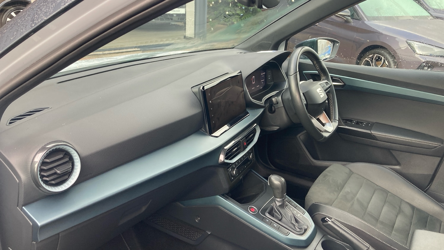 Used SEAT Arona 2023 for sale - 77813312: Photo 2