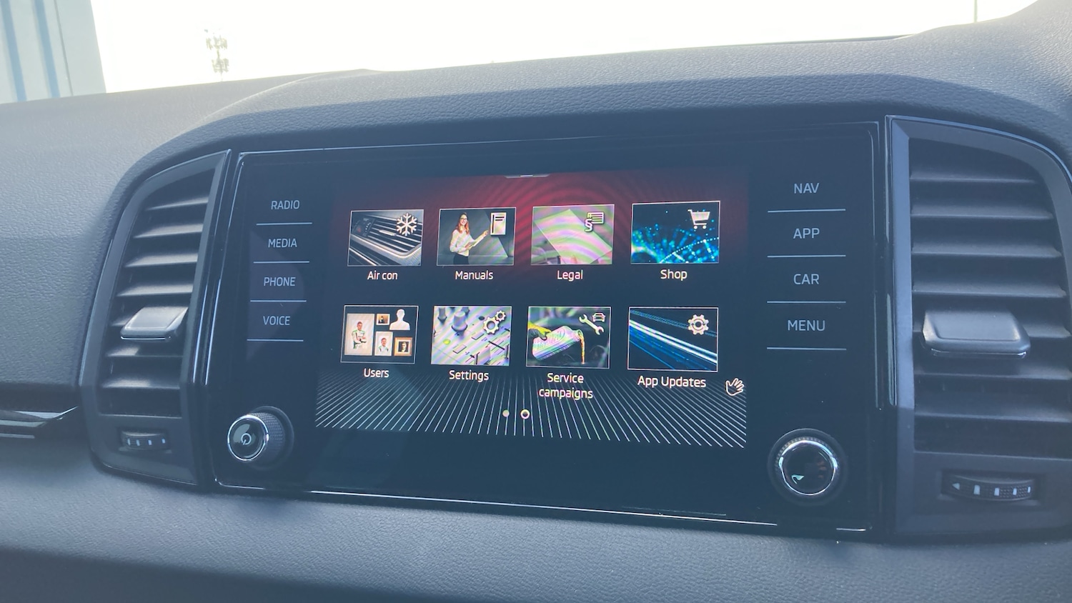 Used Skoda Karoq 2024 for sale - 75922432: Photo 28