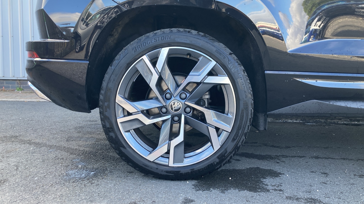 Used Skoda Karoq 2024 for sale - 75922432: Photo 5