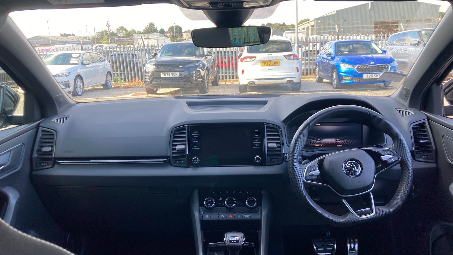 Used Skoda Karoq 2024 for sale - 75922432: Photo 9