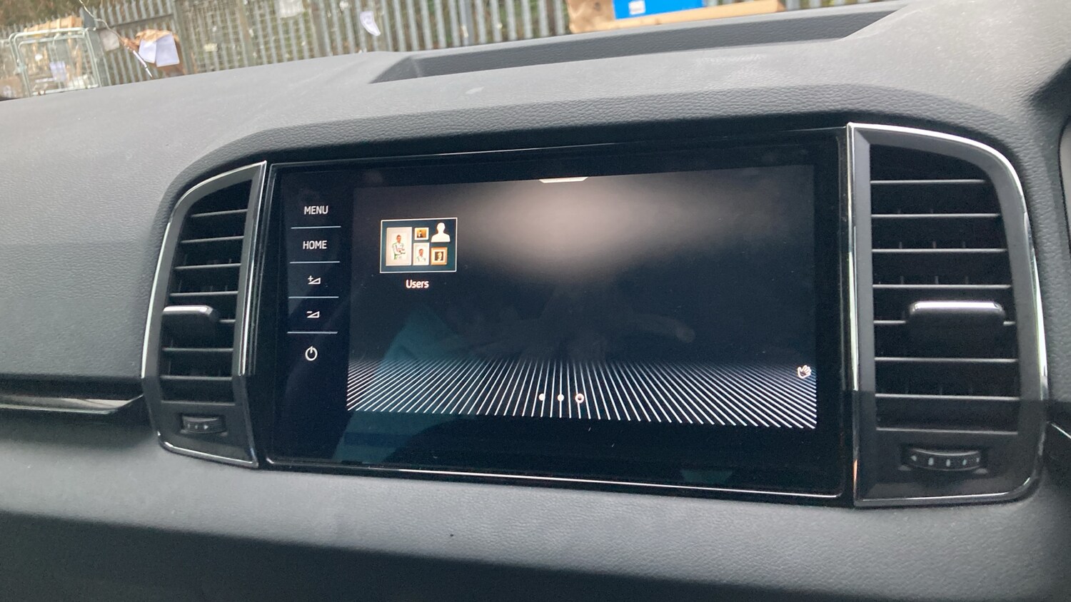 Used Skoda Karoq 2025 for sale - 77350305: Photo 32