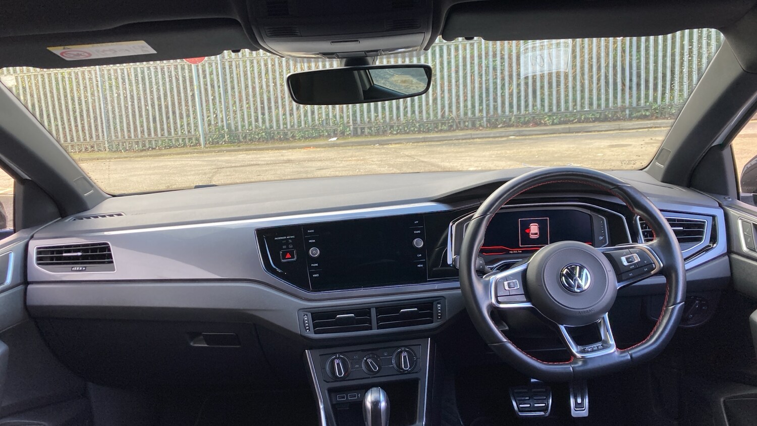 Used Volkswagen Polo 2019 for sale - 77745332: Photo 10