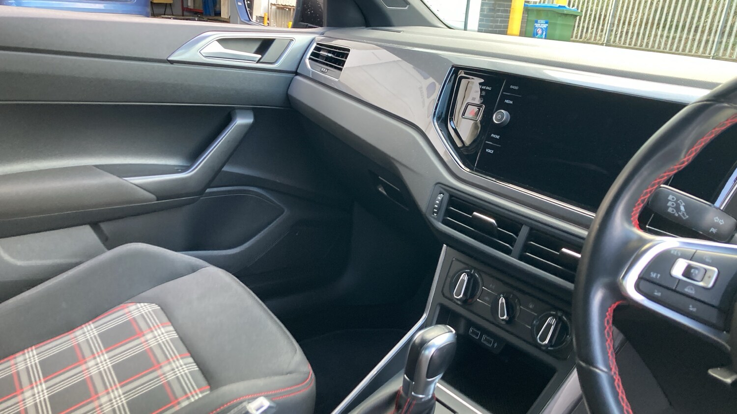 Used Volkswagen Polo 2019 for sale - 77745332: Photo 14