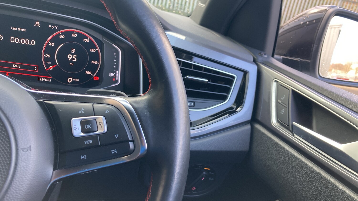 Used Volkswagen Polo 2019 for sale - 77745332: Photo 22