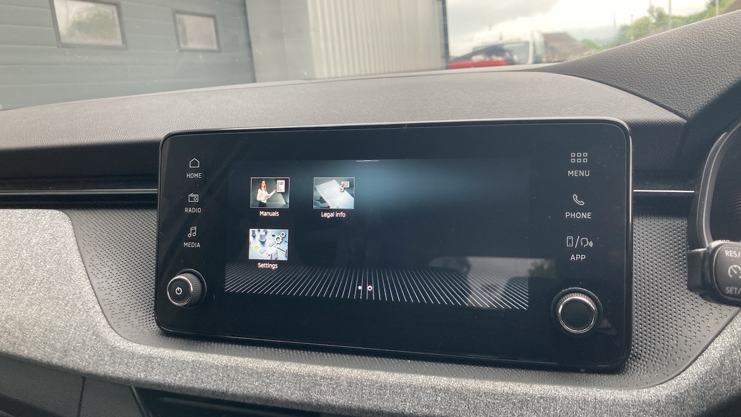 Used Skoda Kamiq 2024 for sale - 76337920: Photo 25
